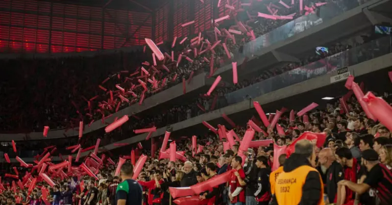 Athletico: Ligga Arena Quebra Recorde de Público em Dérbi Amargo – Análise