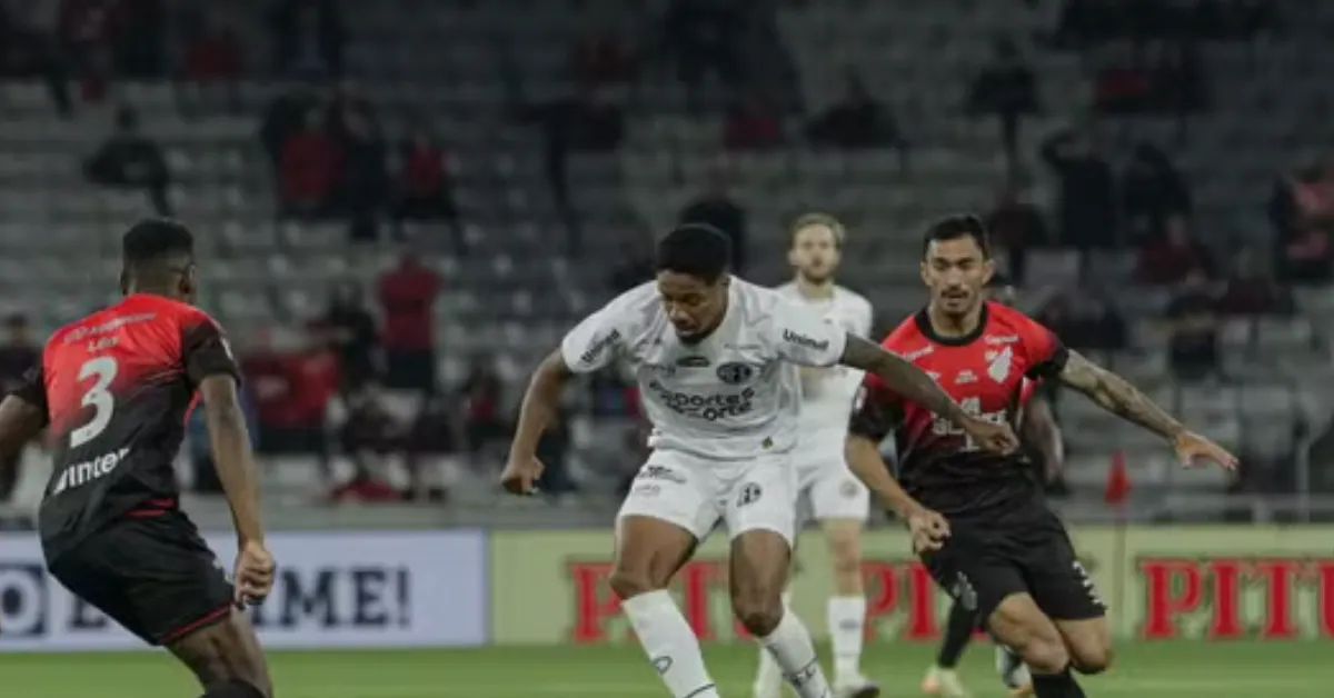 VAR Polêmico Athletico x Ferroviária: Áudio Completo da Decisão que Gerou Reclamações no Furacão