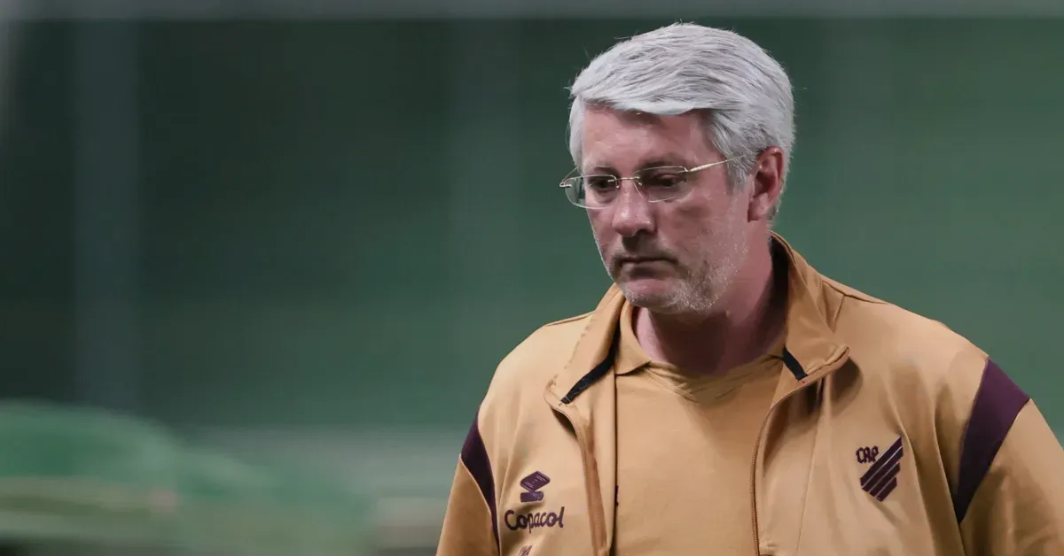 Odair Hellmann Revela Falhas: Athletico-PR e o Desafio da Série B