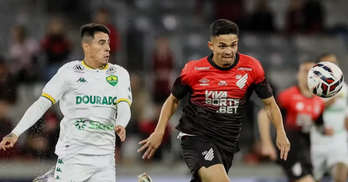 Arthur Dias: O Zagueiro Promissor que Ganha Espaço no Athletico Paranaense