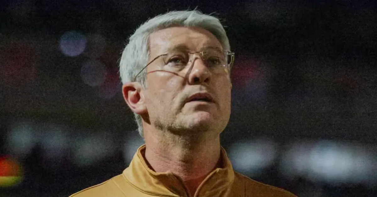 Odair Hellmann Expulso: Técnico do Athletico-PR Questiona Arbitragem de Wilton Pereira Sampaio na Copa do Brasil