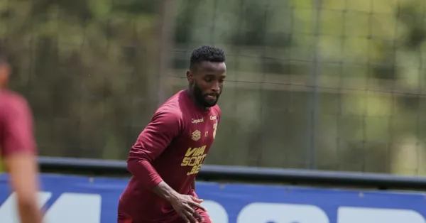 Athletico-PR: Quem Substitui Zapelli e Viveros? As Escolhas de Odair para Vencer o Amazonas
