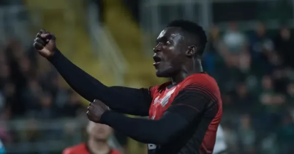 Viveros no Athletico: O Futuro da Contratação Recorde Diante do Assédio do Mercado